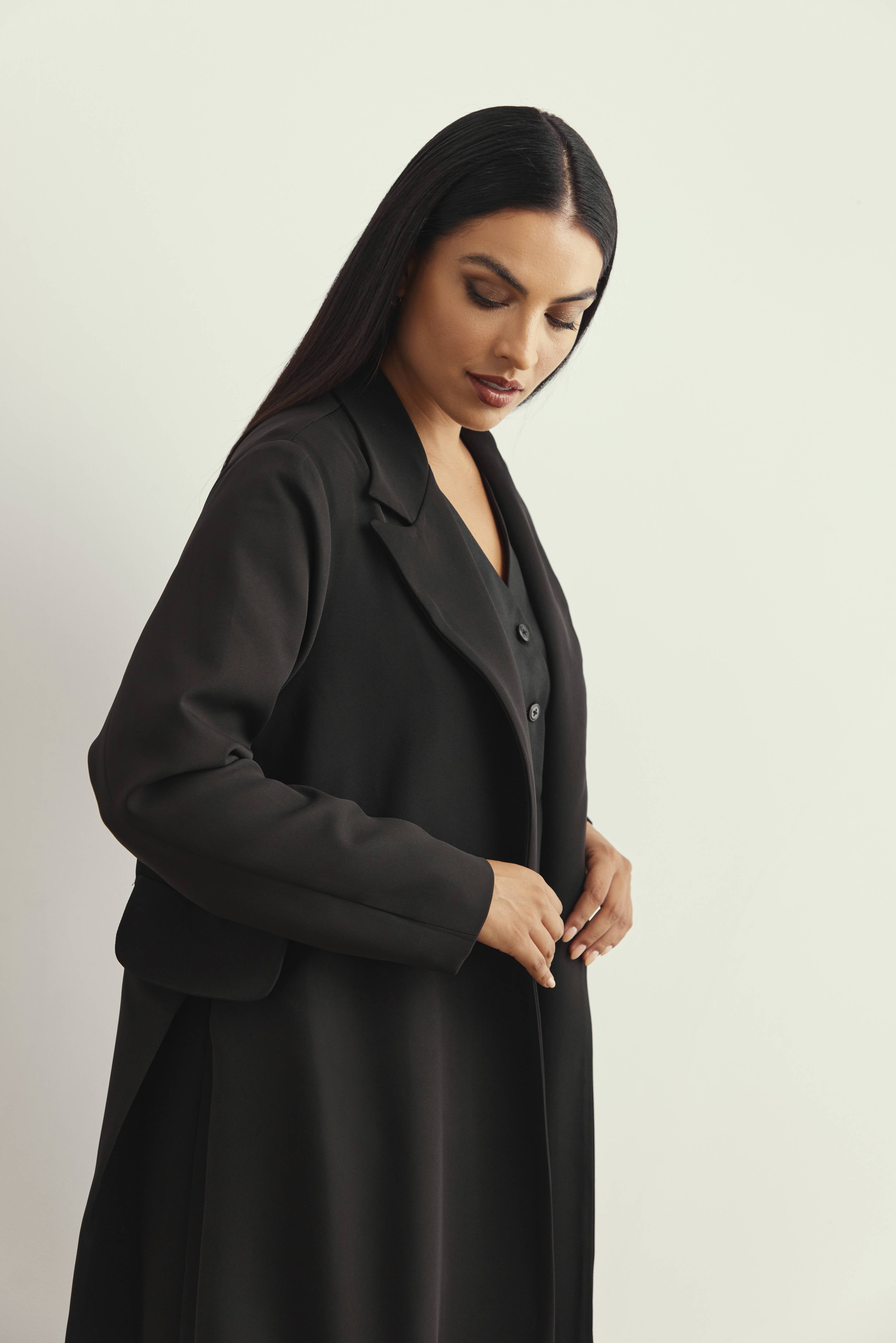 Elaya in Black