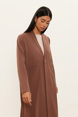 Muna in Brown