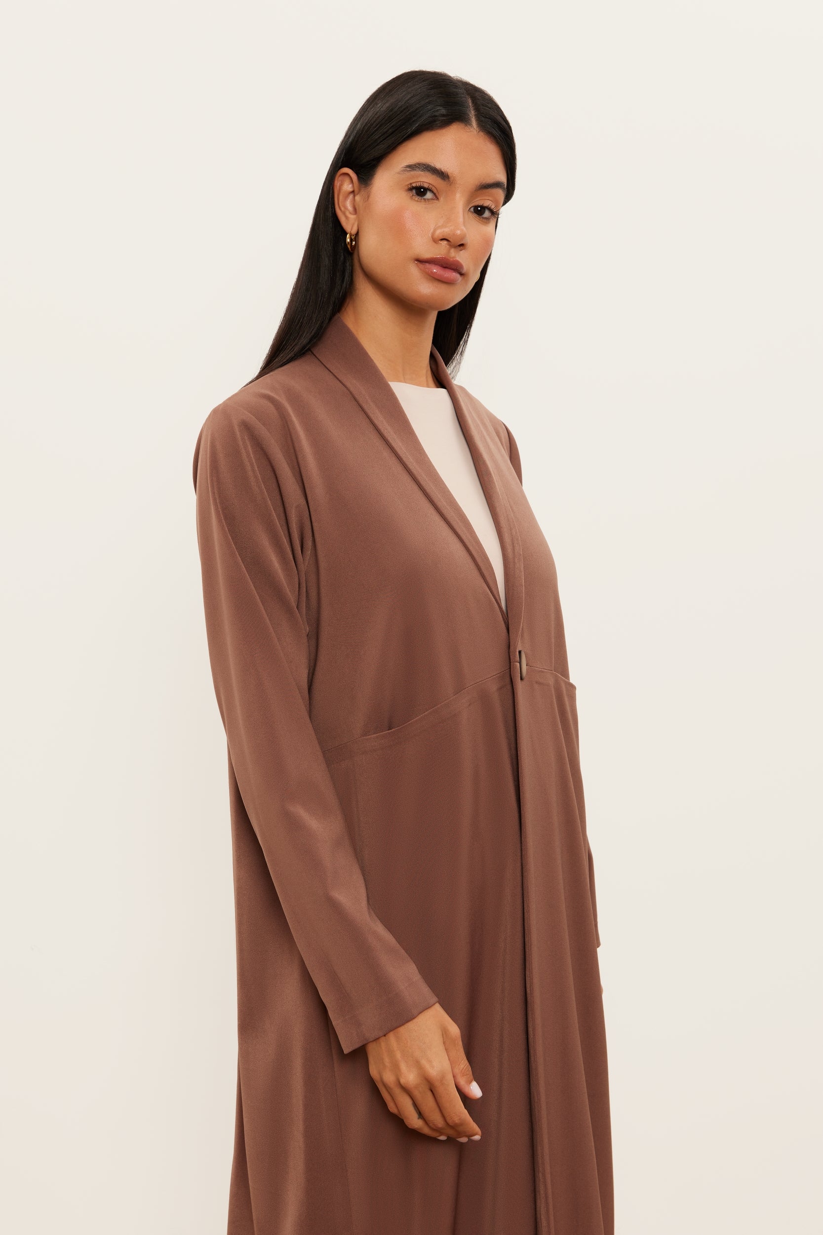 Muna in Brown