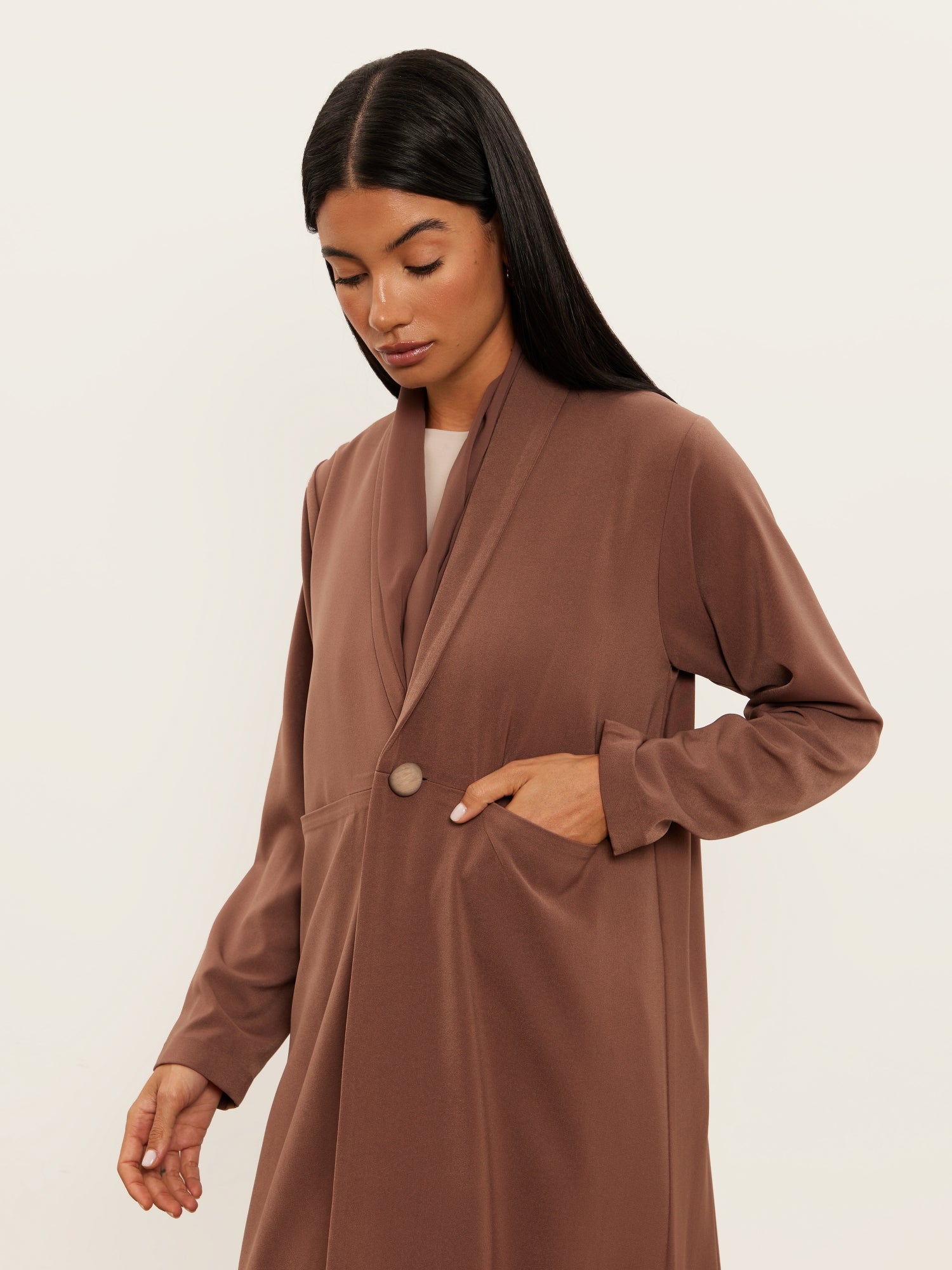 Muna in Brown