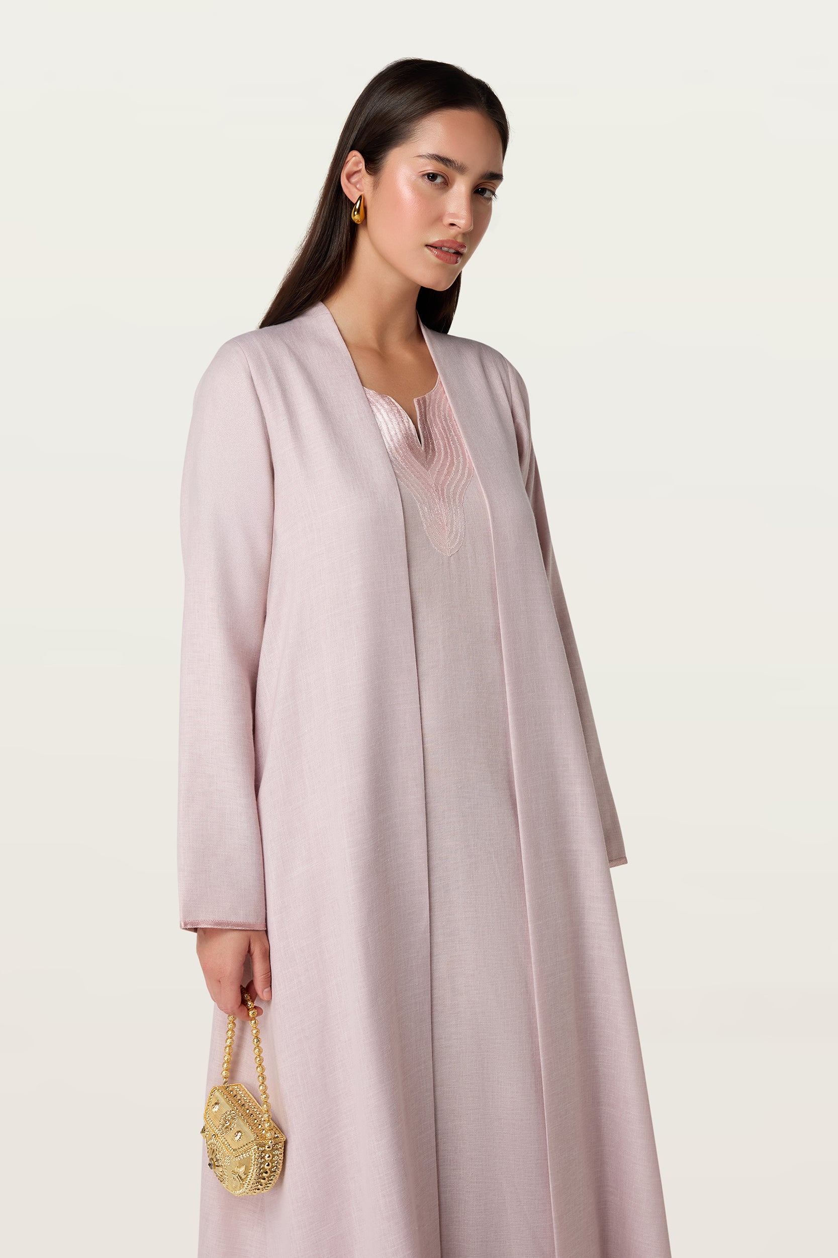 Afra in Pink