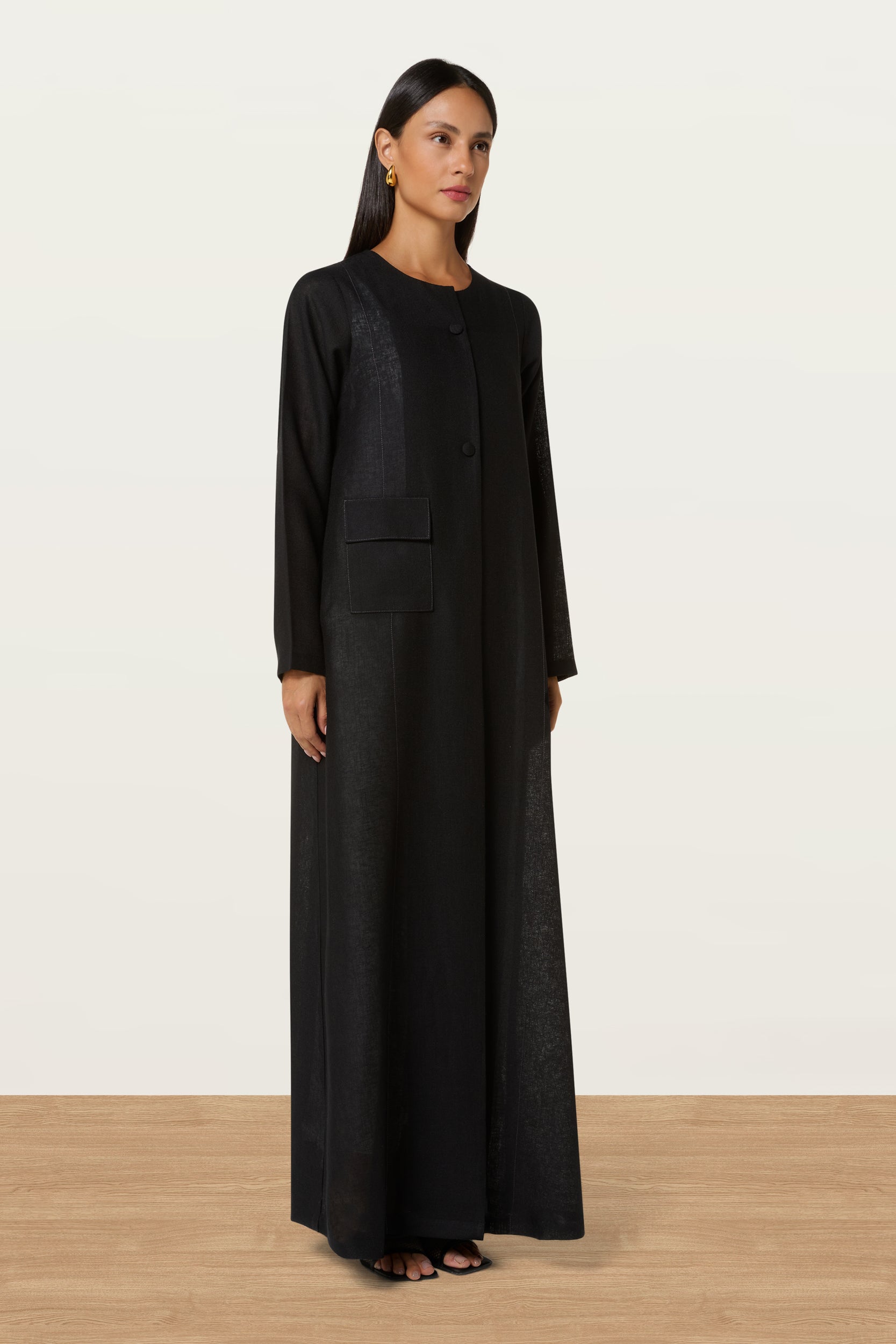 Rana in Black