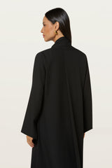 Mizna in Black
