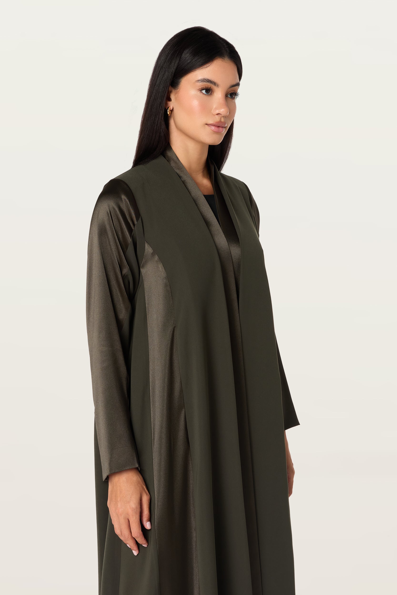 Mahra in Olive