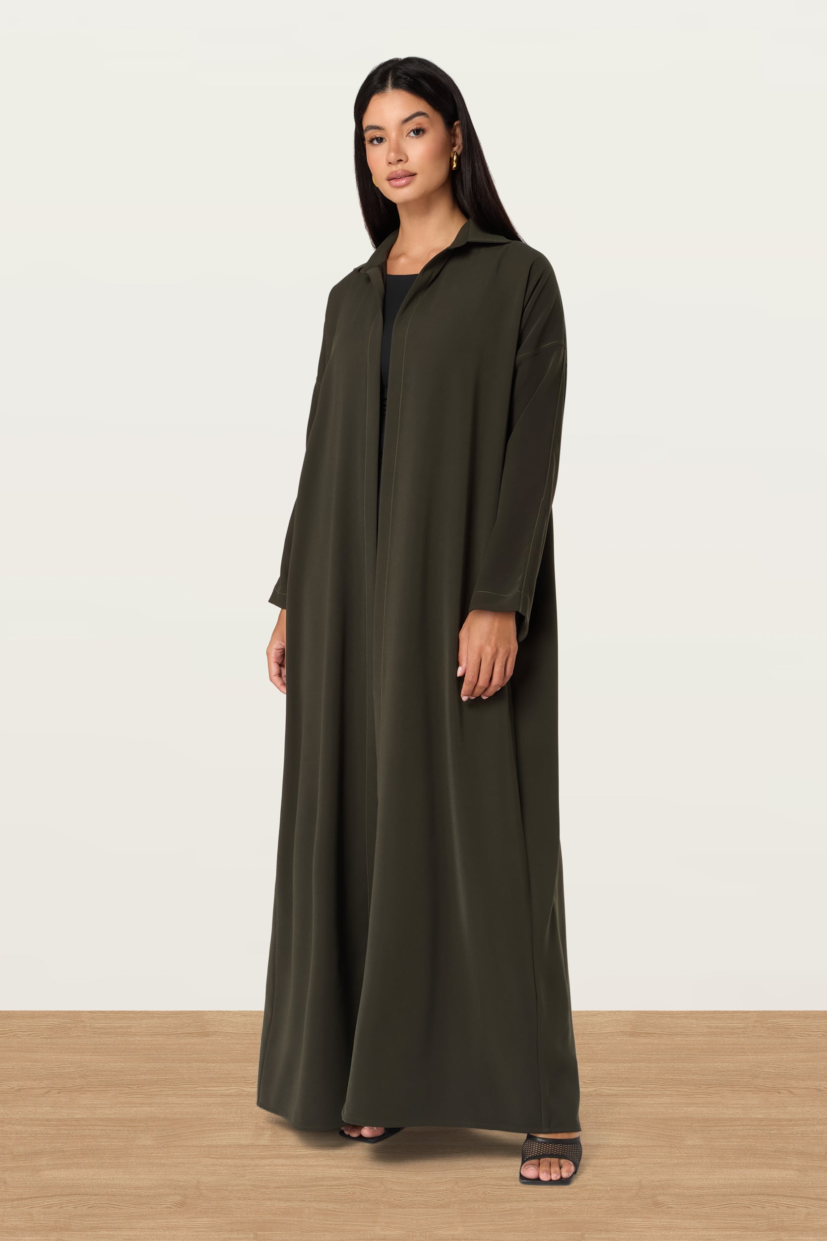 Nuha in Olive