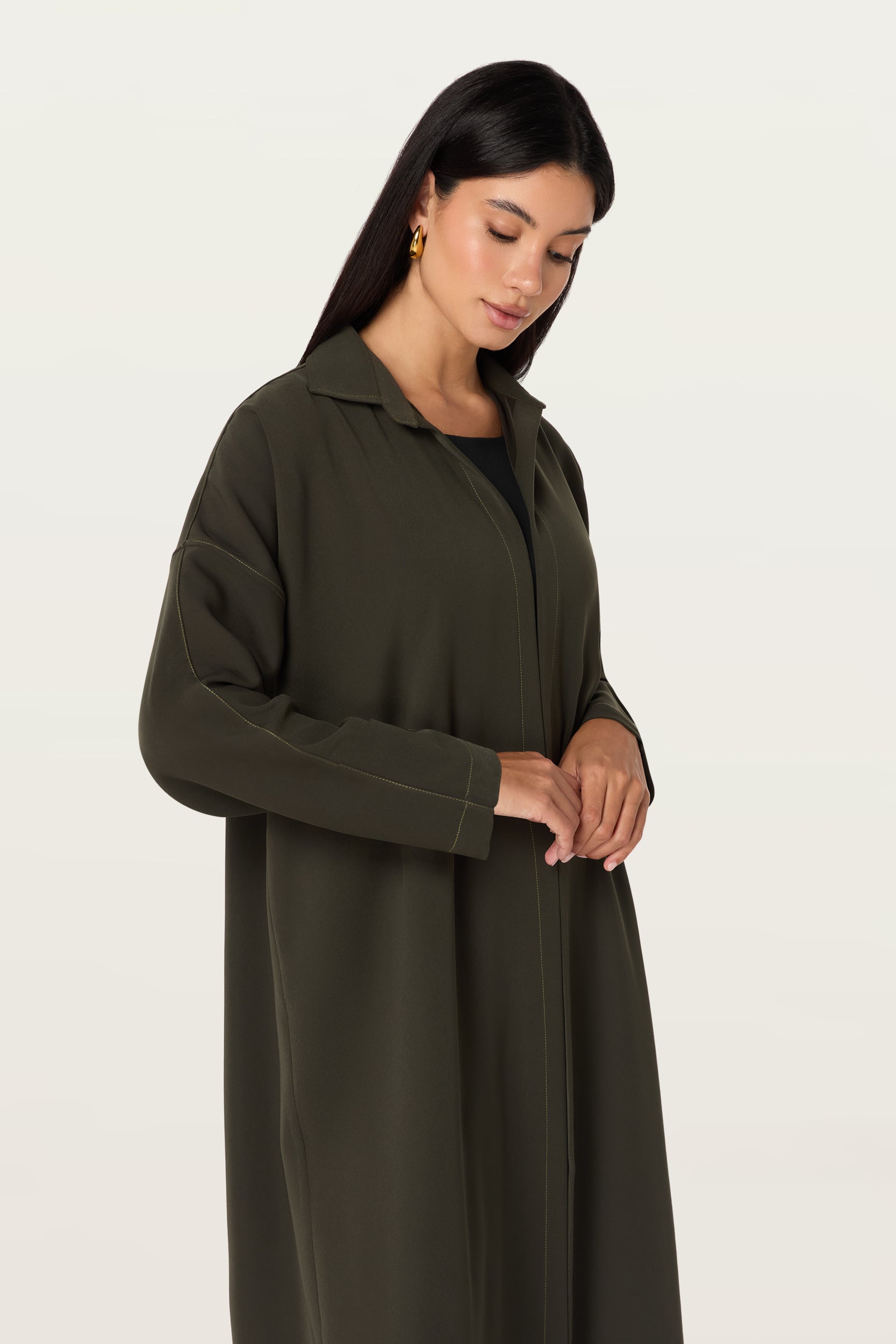 Nuha in Olive