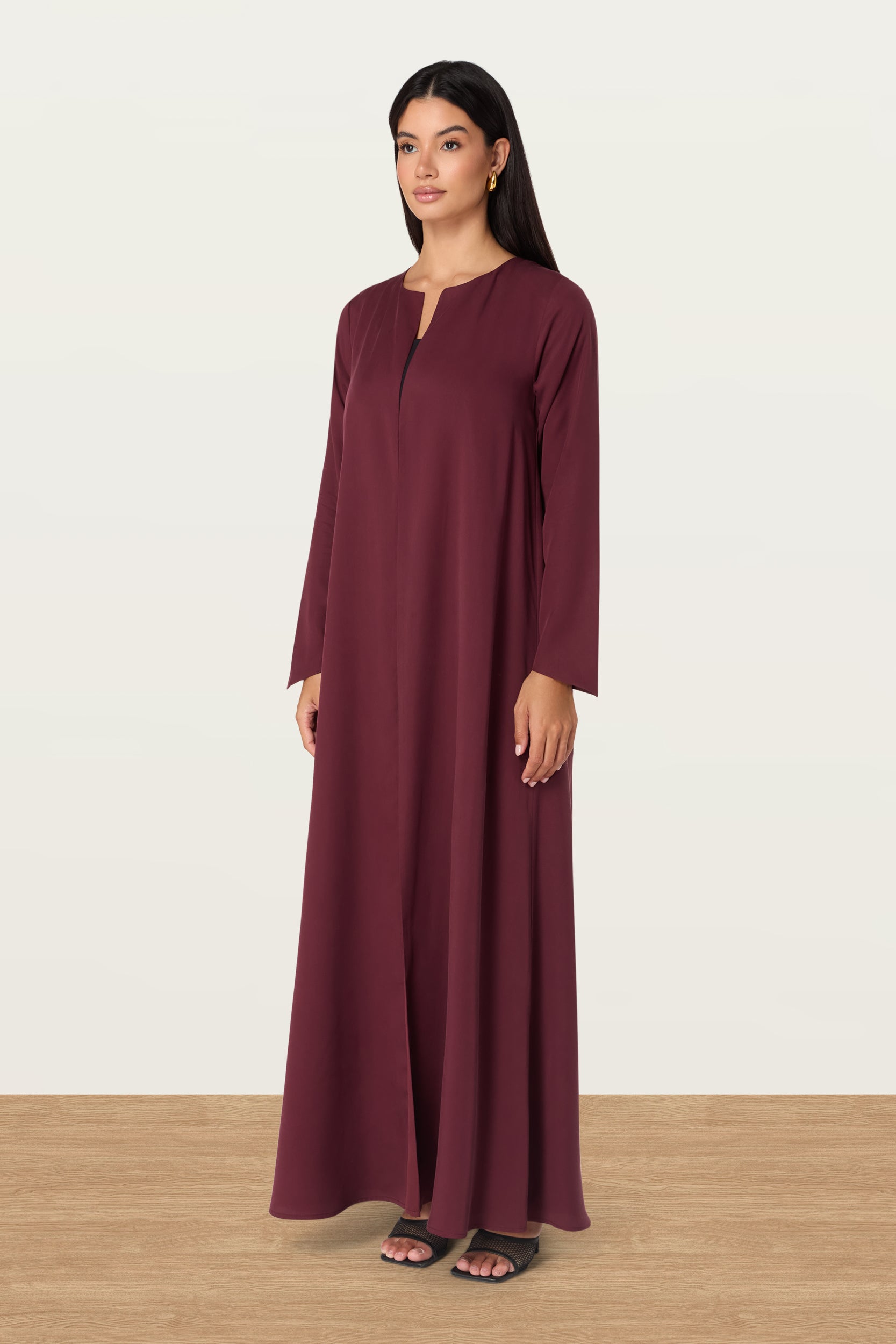 Talia in Burgundy