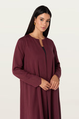 Talia in Burgundy
