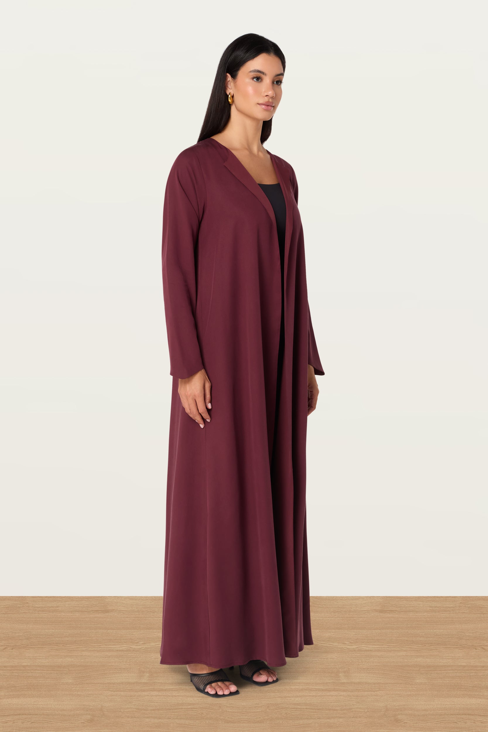Talia in Burgundy