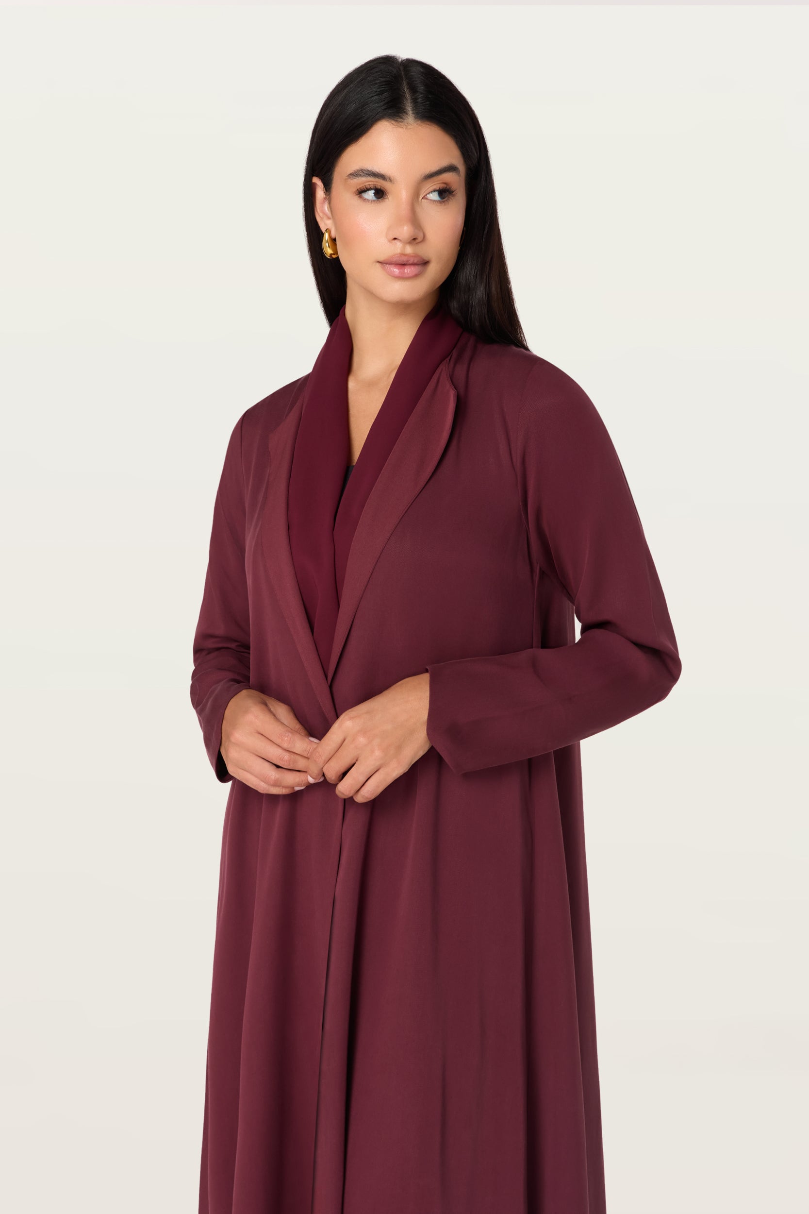 Talia in Burgundy