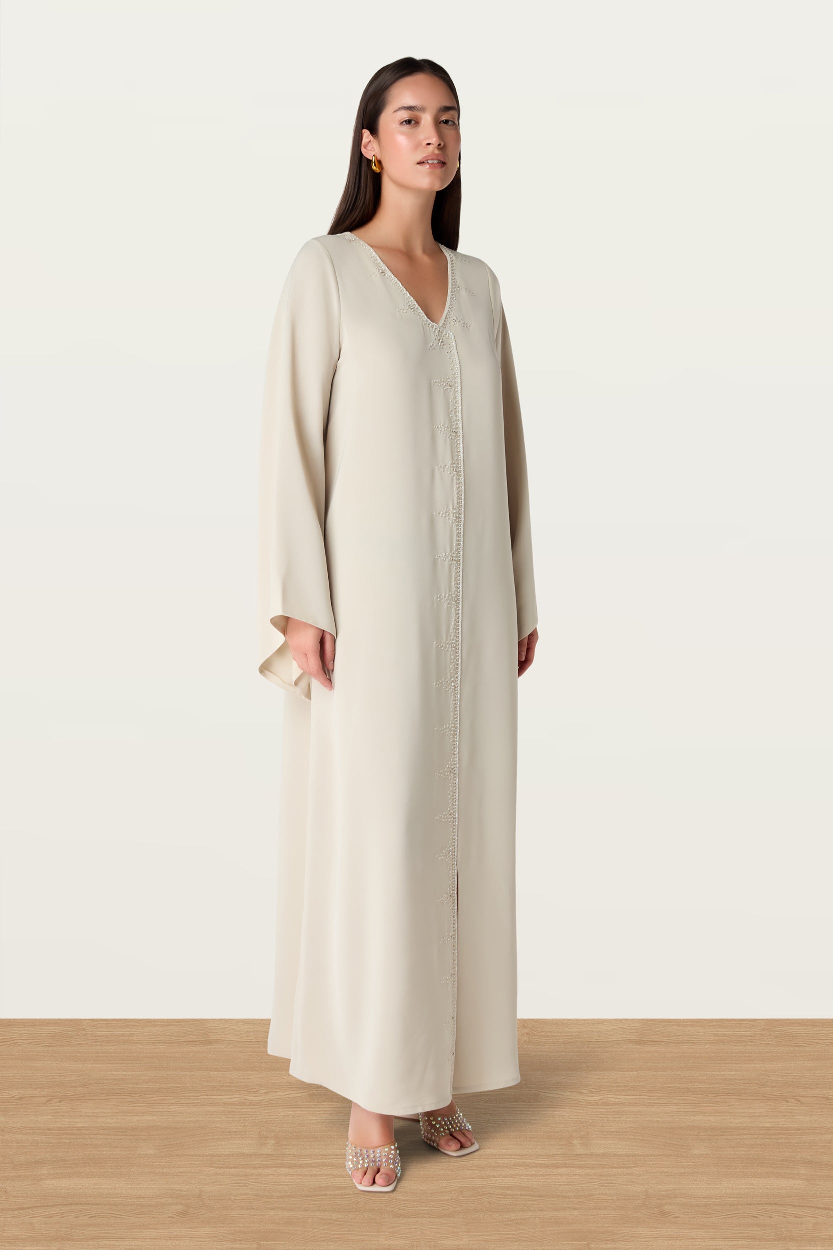 Madiya in Beige