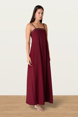 Nawar in Maroon
