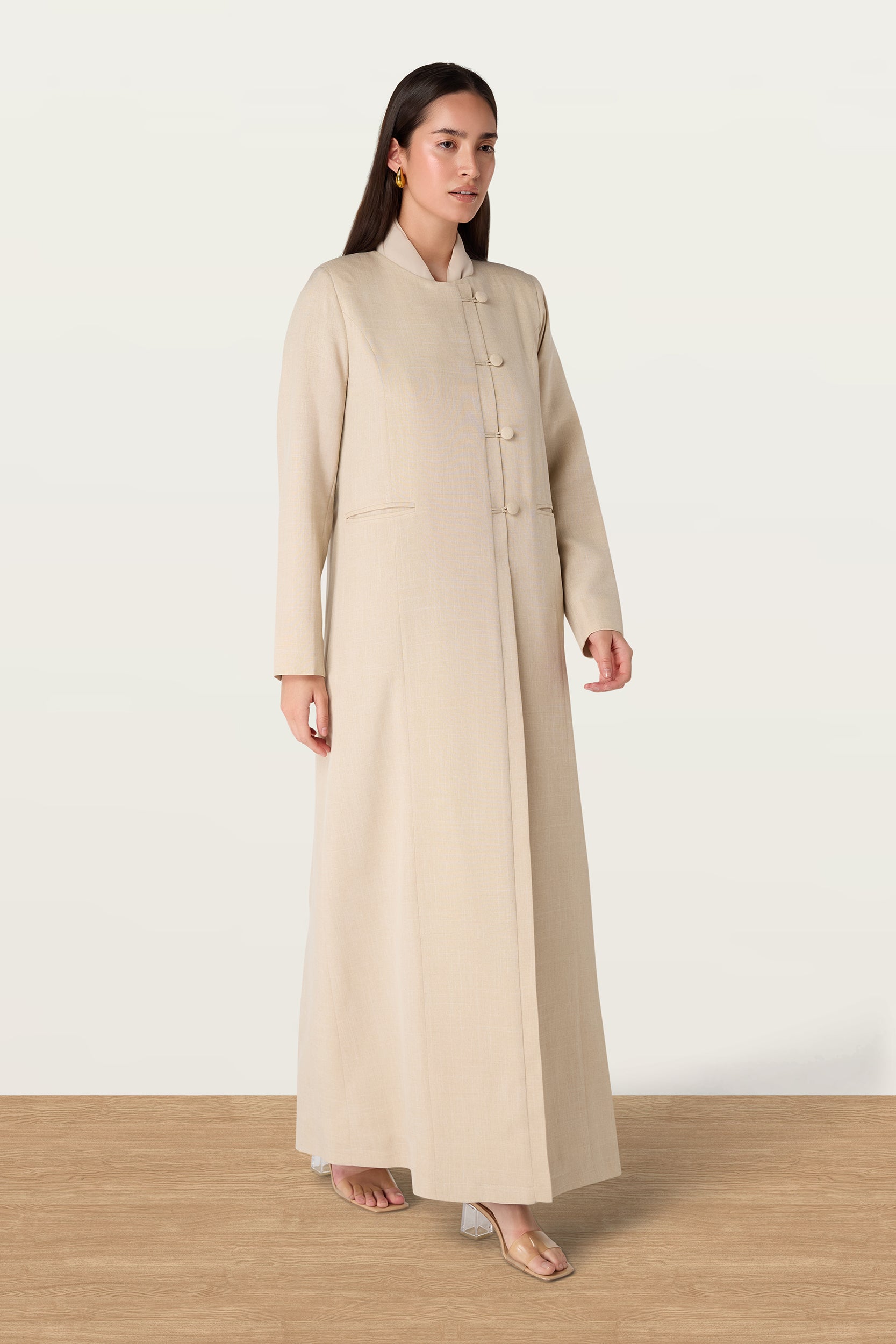 Reem in Beige