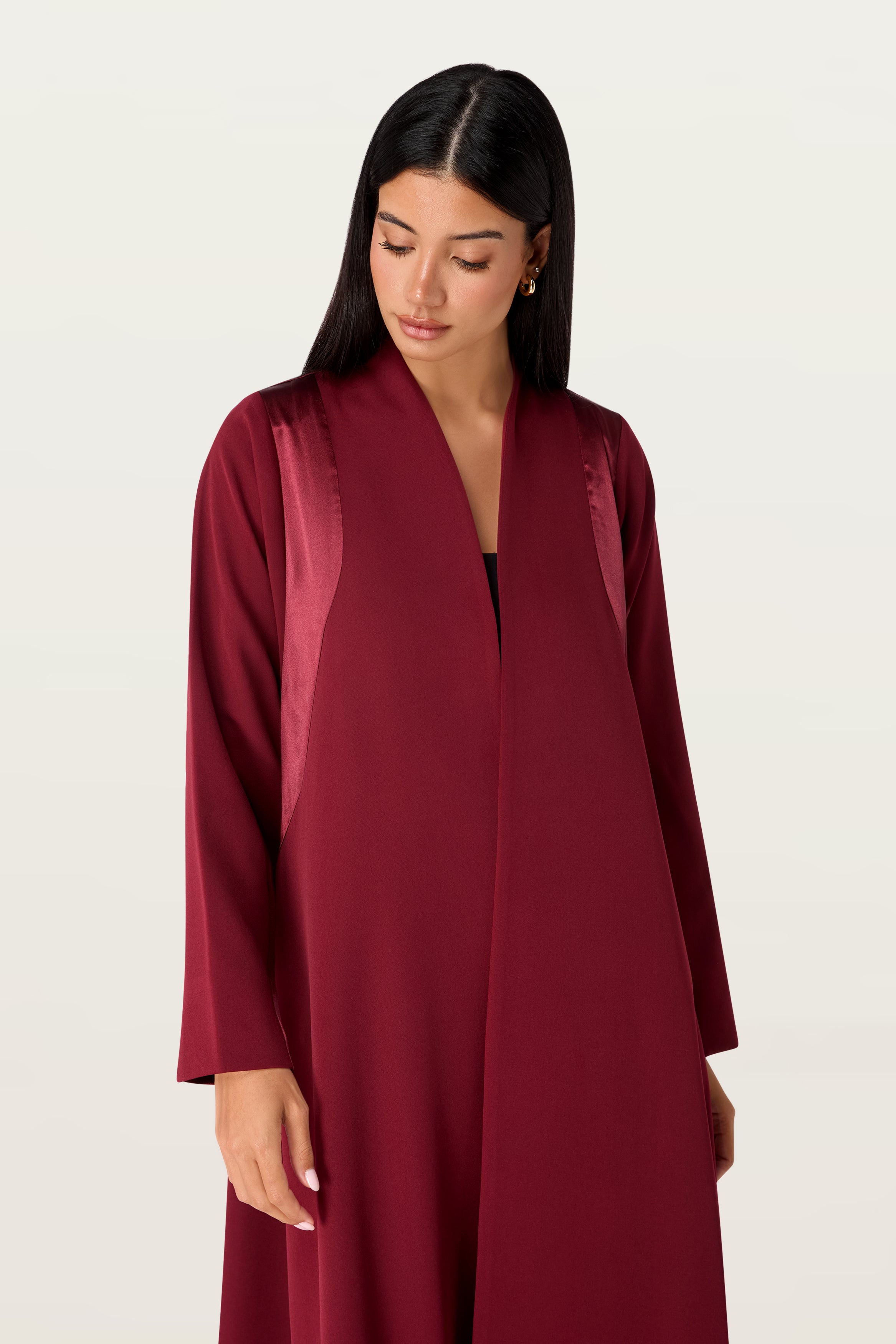 Mila in Maroon