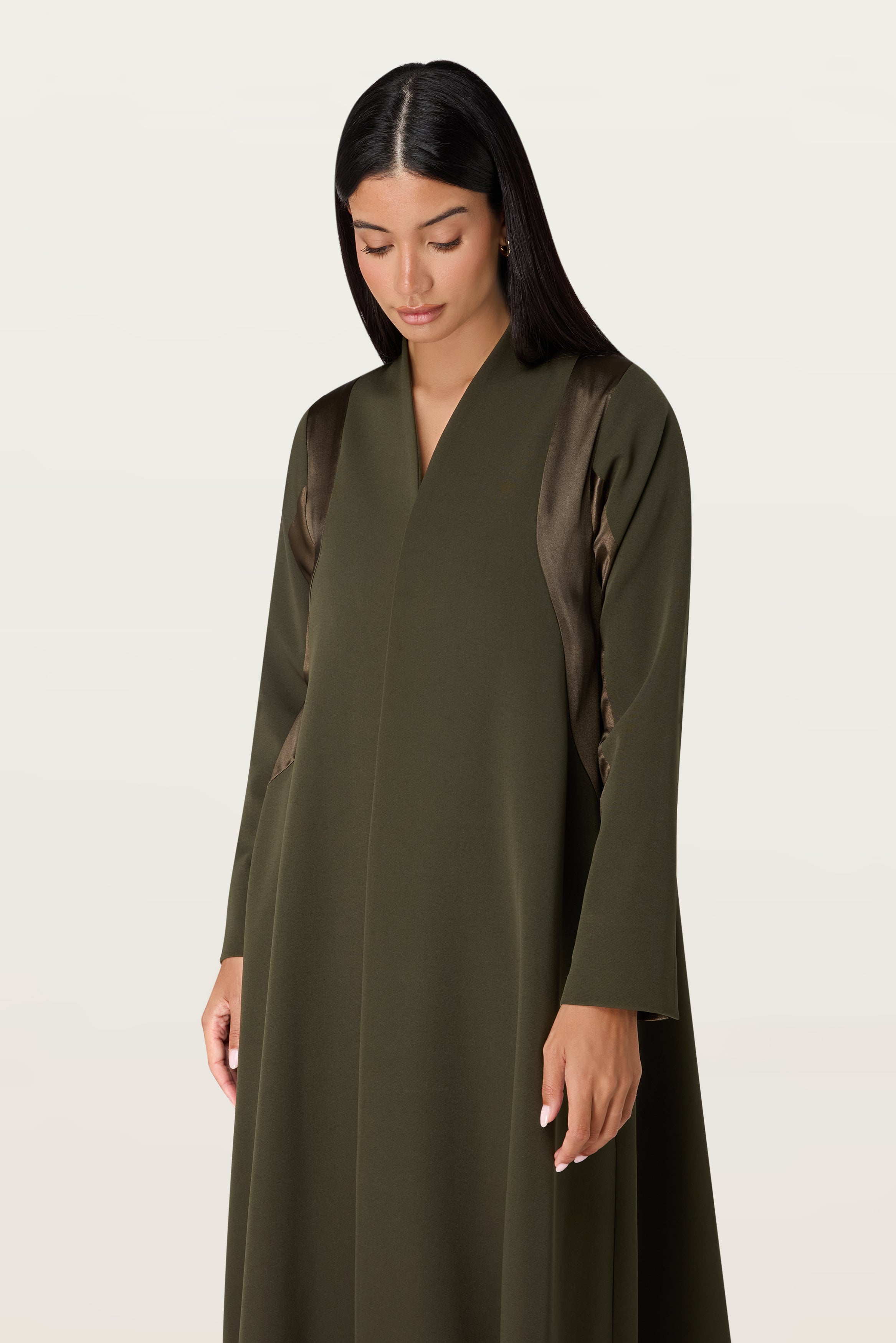 Mila in Olive