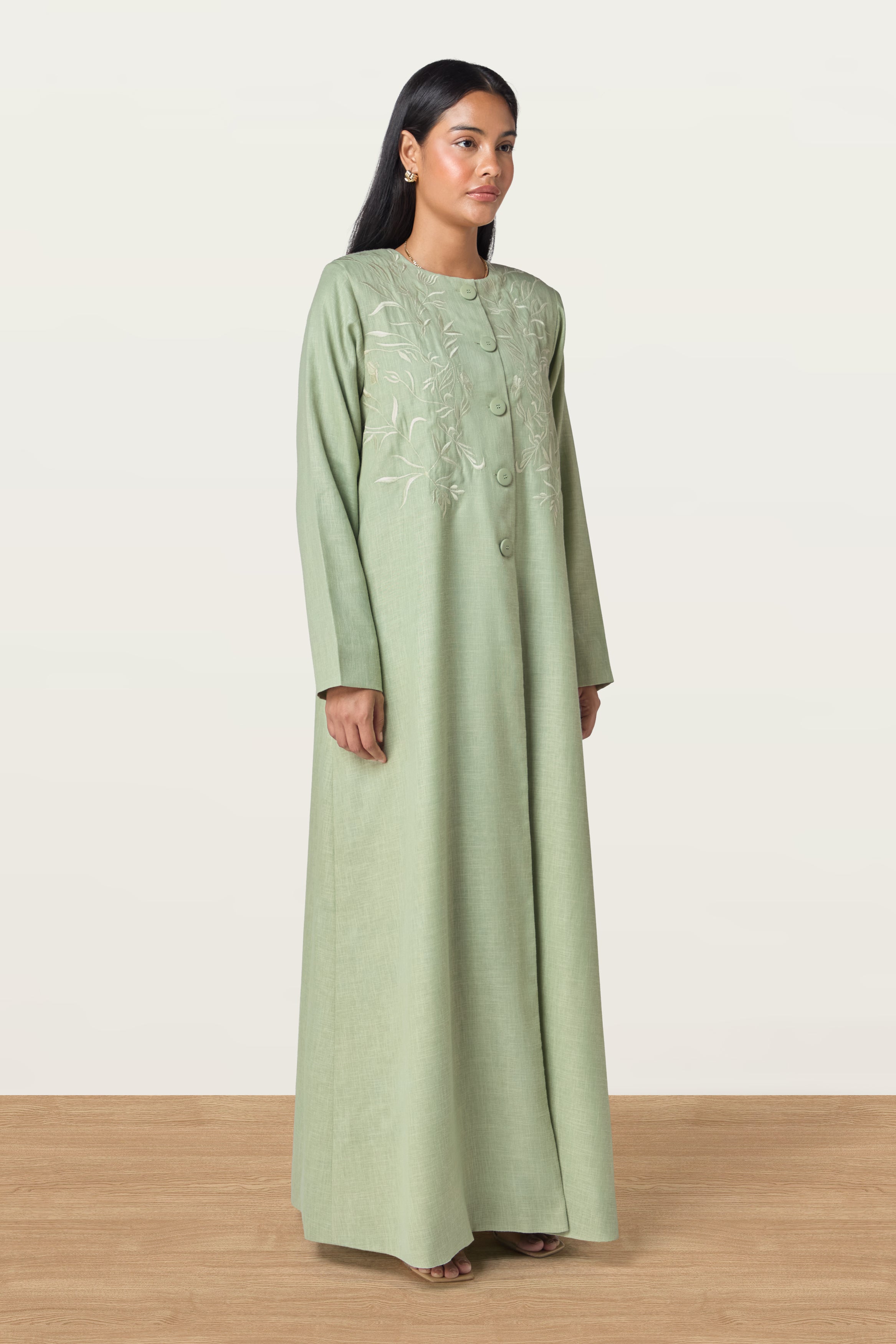 Shaikha in Mint